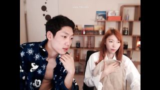 KOREAN BJ 20180111516 Couples